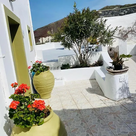 Kır Evi Palm Tree Hill Oia